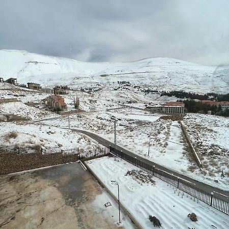 Saint Michel Chalets Al Arz Exterior photo