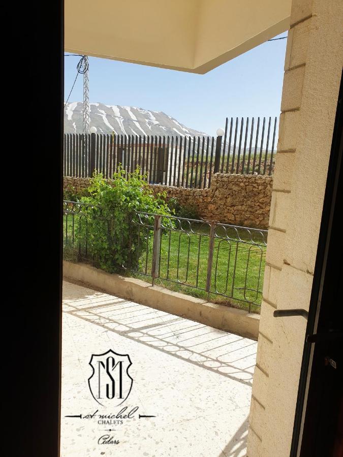 Saint Michel Chalets Al Arz Exterior photo